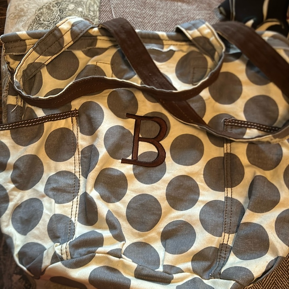 Super cute polka dot thirty one tote